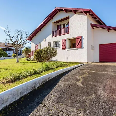 Maison De Caractere A Briscous: 4 Chambres, Jardin, Proche Bayonne Et Plages, Ideal Famille Et Randonnees - Fr-1-3-603 * Briscous